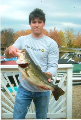Joe Innamorato – 22 ¼ in long 6.5lb large mouthed bass